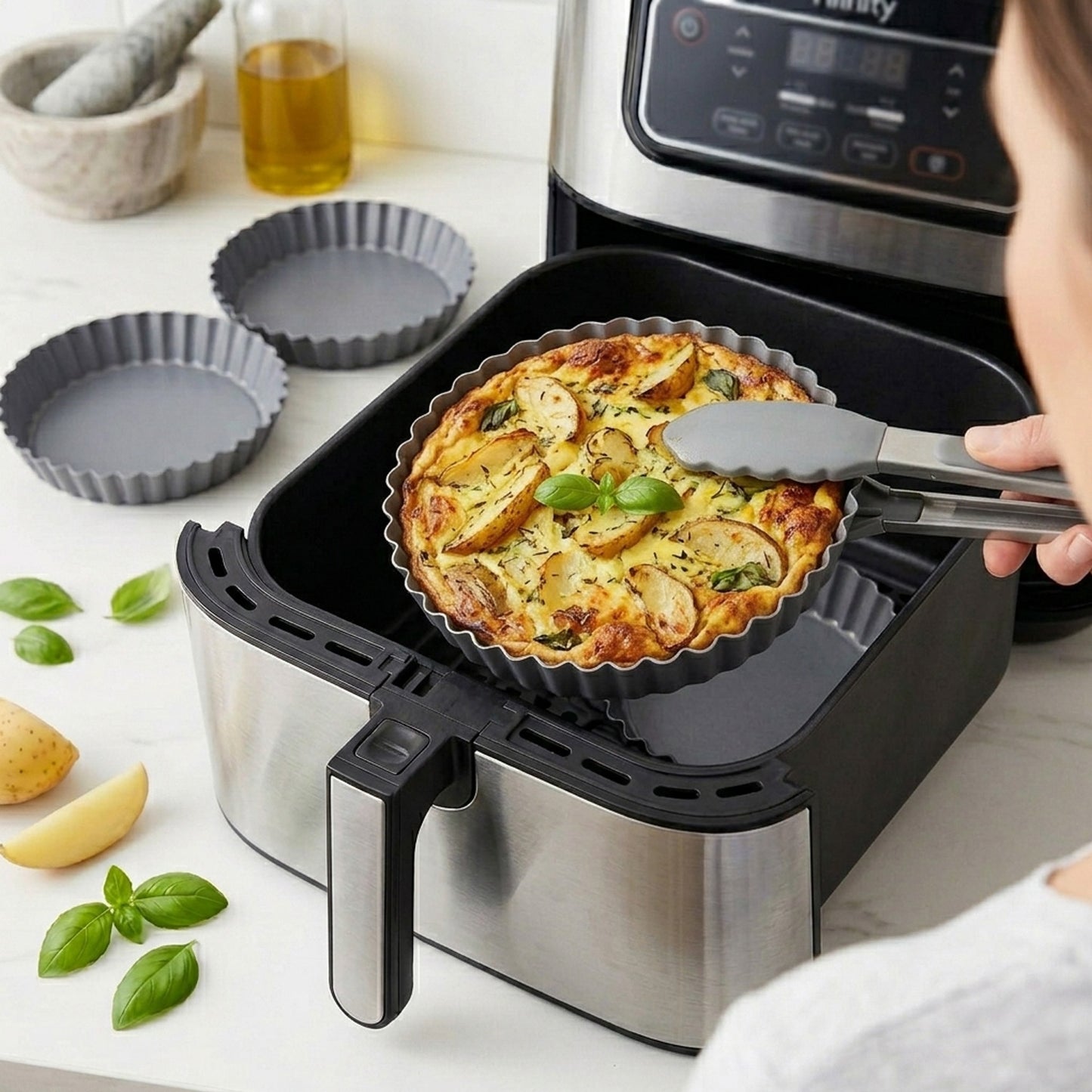 8.5cm Non-Stick Fluted Round Air Fryer Dish Ideal For Cooking & Roasting