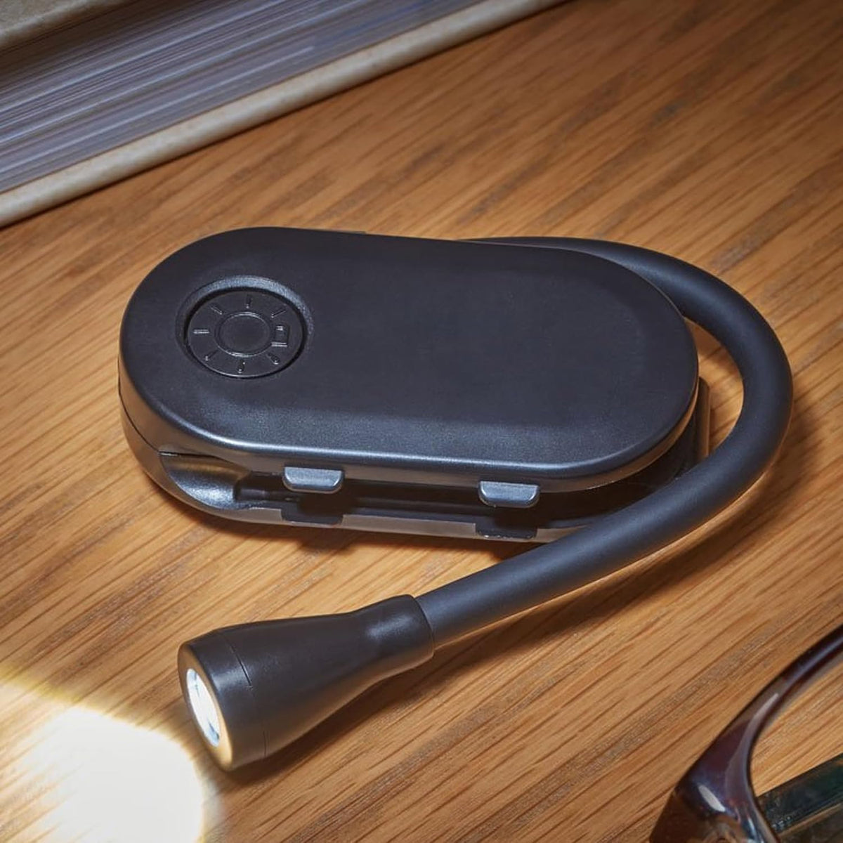 Rechargeable Stepless-Dimming Clip-On Book Light for Reading in Bed