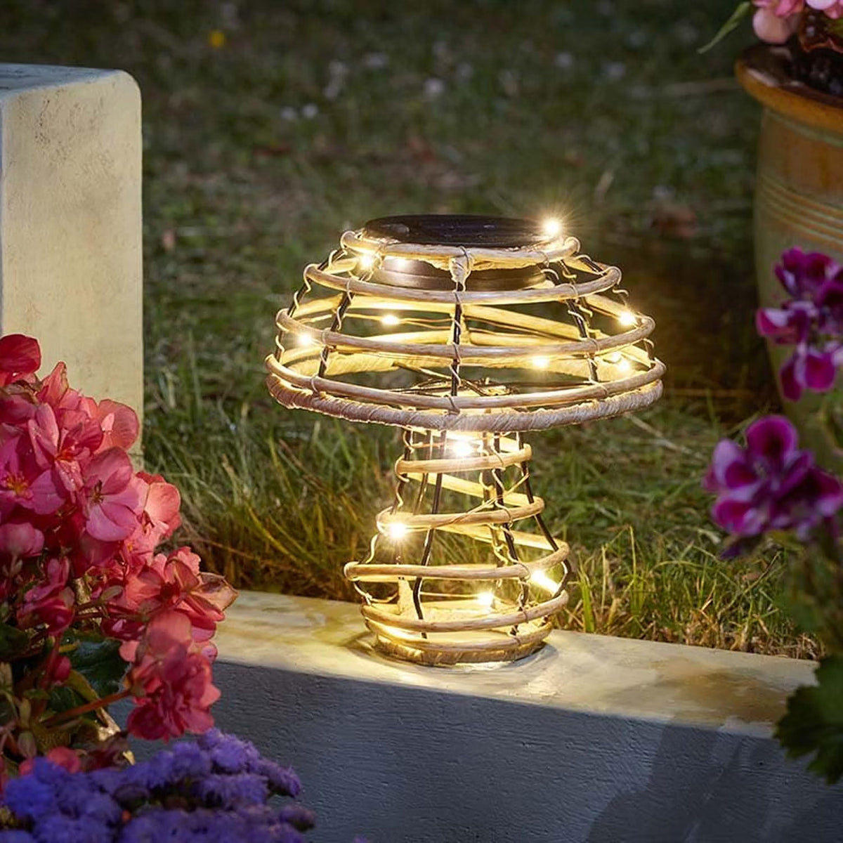 Rattan Solar Mushroom Outdoor Light - Warm White Decorative Patio Ornament